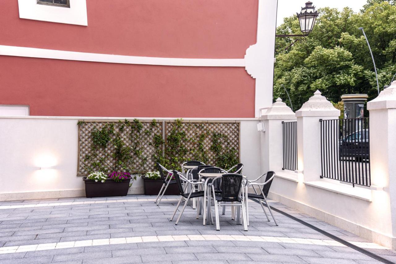 Apartamentos La Quinta Burgo Екстериор снимка