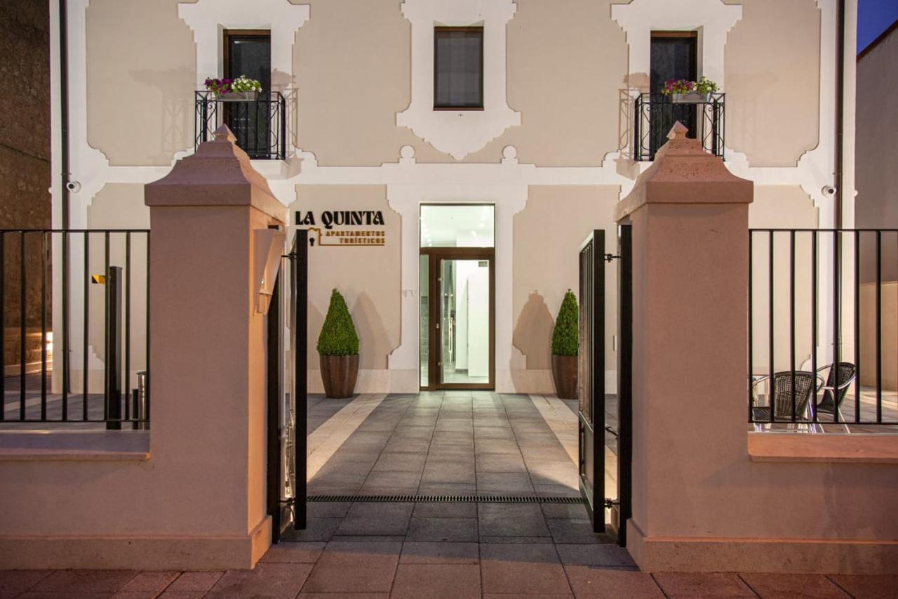 Apartamentos La Quinta Burgo Екстериор снимка